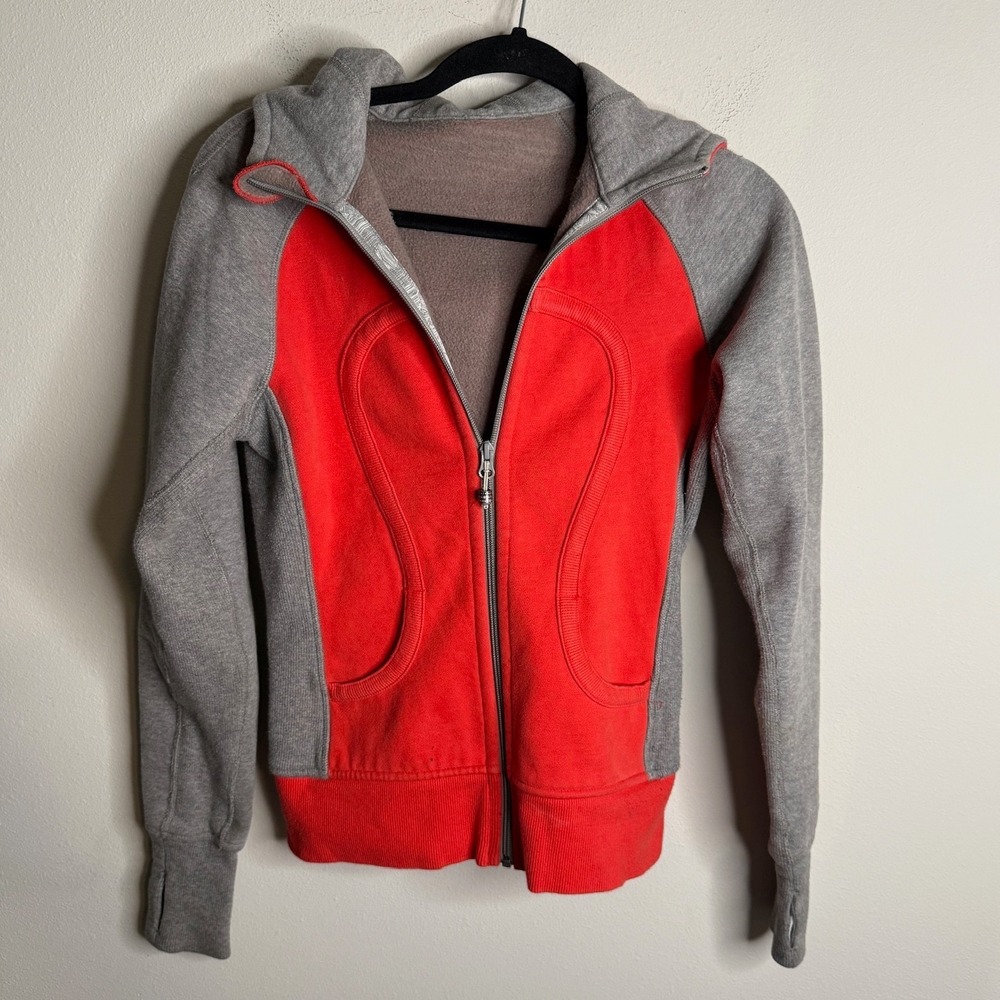 Lululemon Women's Red Gray Scuba Stretch Hoodie‎ Zip Up Jacket Casual Gym Yoga